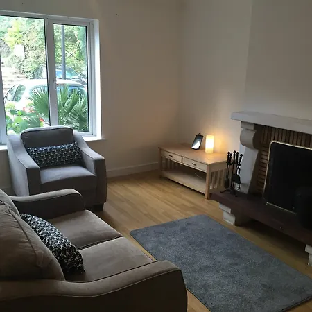 Docklands Self Catering Дублин