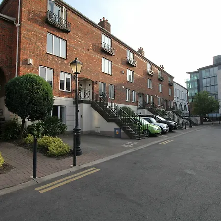 Docklands Self Catering Apartment *